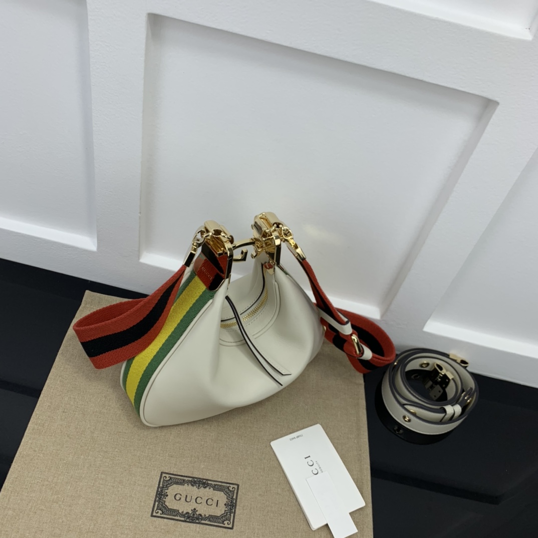 Gucci Hobo Bags